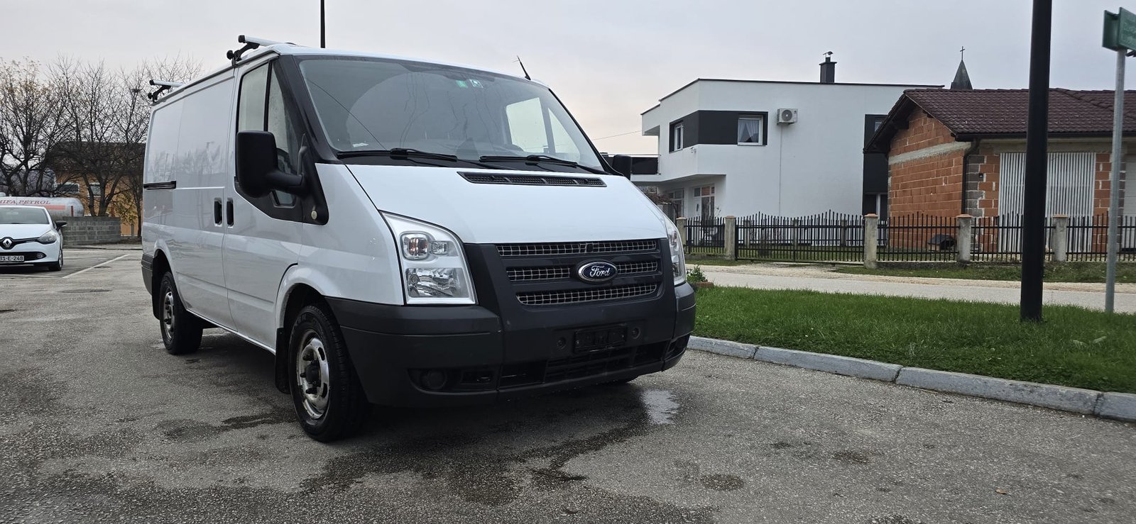 Ford Transit 260s